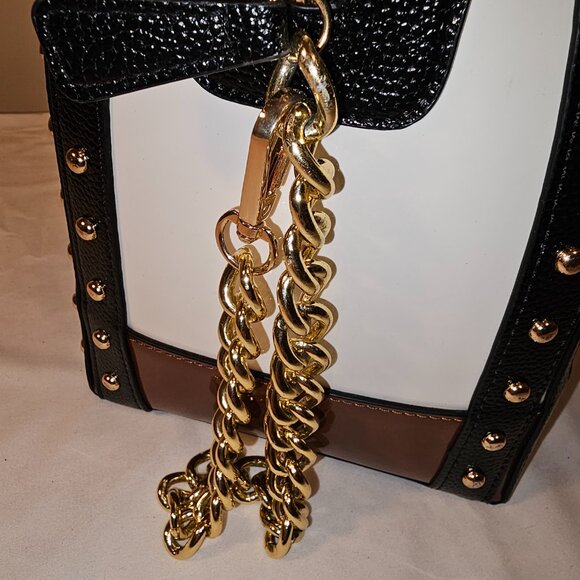 Dasein White Mailbox Purse - Picture 6 of 7